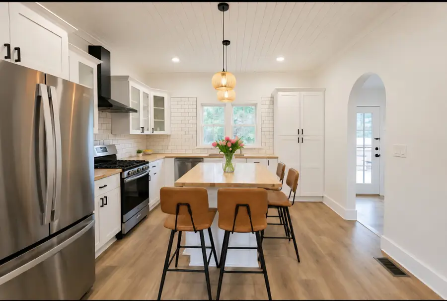 105 Warren St, McMinnville, TN 37110 - #2