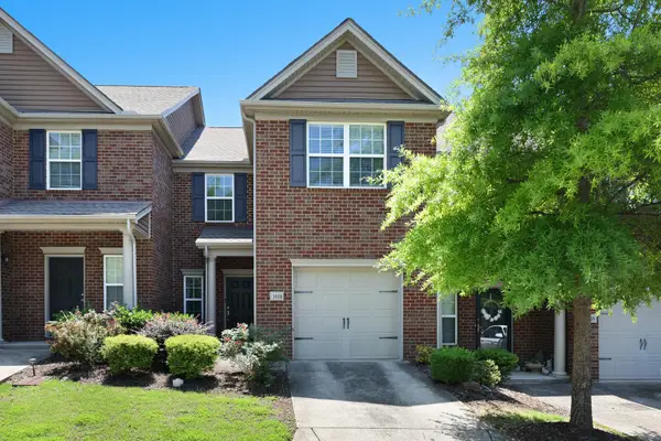 1028 Ashmore Dr, Nashville, TN 37211