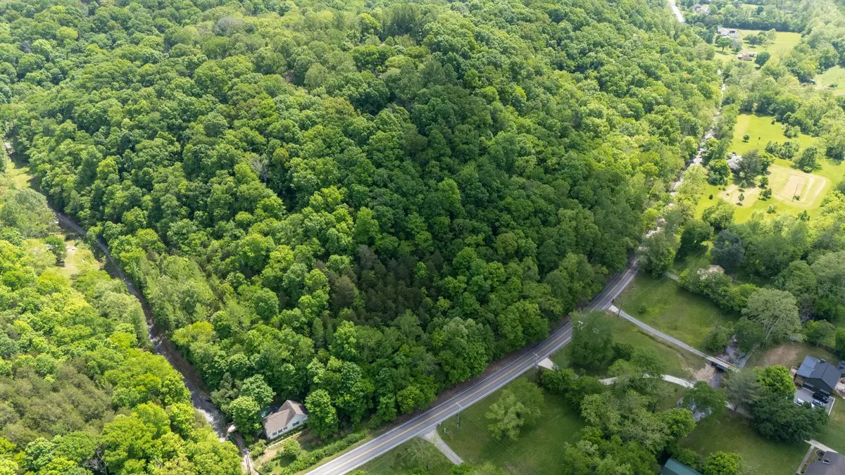 3262 Tyree Springs Rd, Hendersonville, TN 37075 - #1