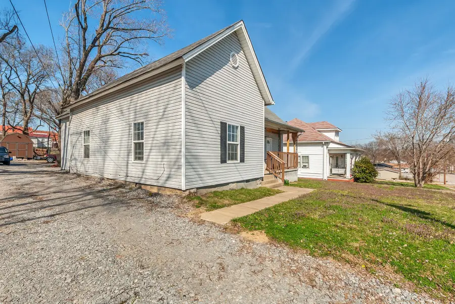 1510 S Main Street, Columbia, TN 38401 - #3