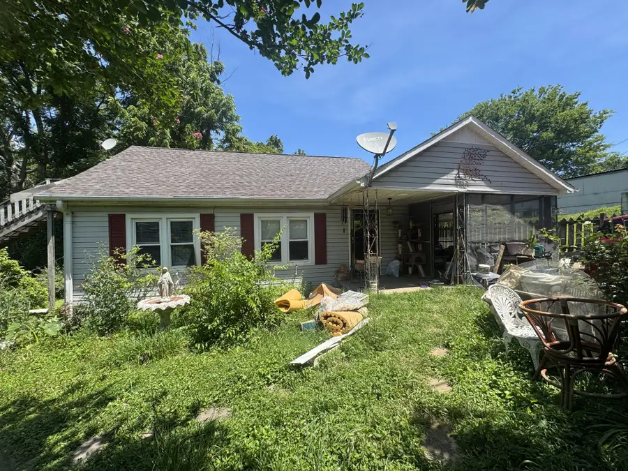 123 W School St, Linden, TN 37096 - #2