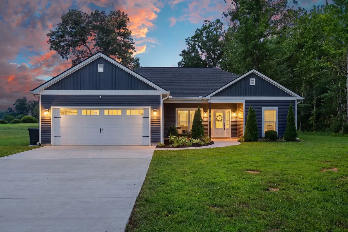 1502 Woosley Rd, Tullahoma, TN 37388 - #1