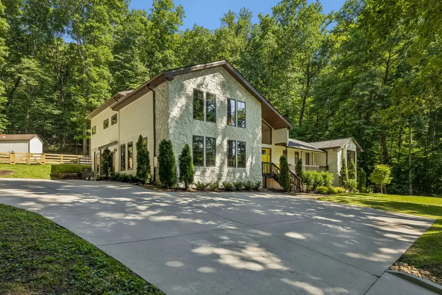 9033 Old Charlotte Pike, Pegram, TN 37143 - #2