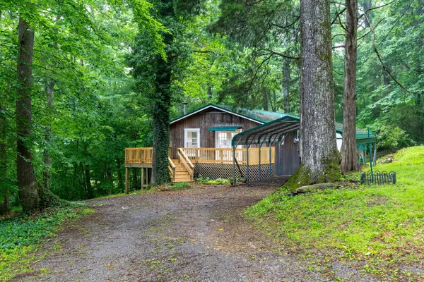 216 Rippy Ridge Rd, Normandy, TN 37360