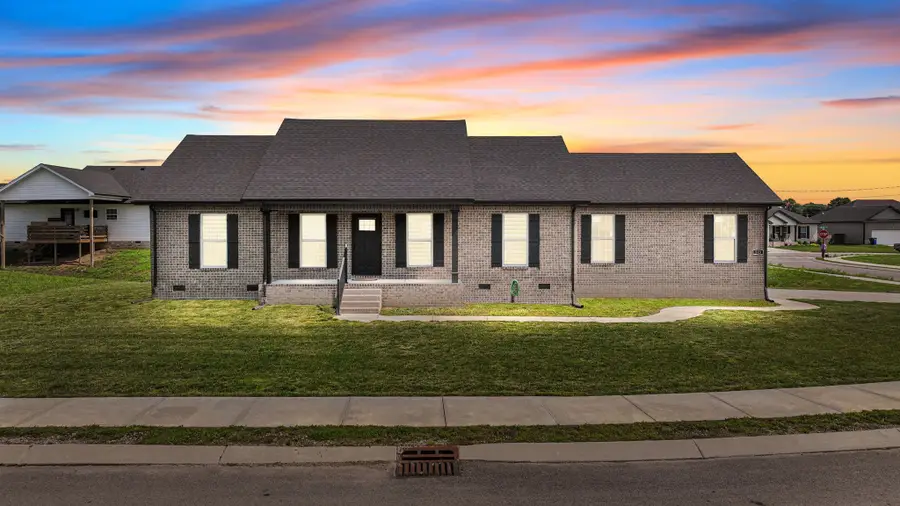 513 Rose Ln, Shelbyville, TN 37160 - #2