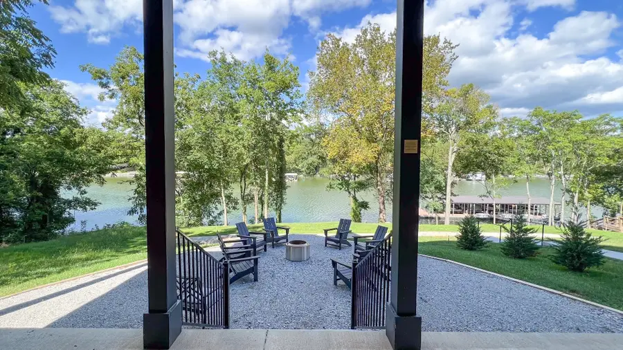 318 N Porter St, Winchester, TN 37398 - #2