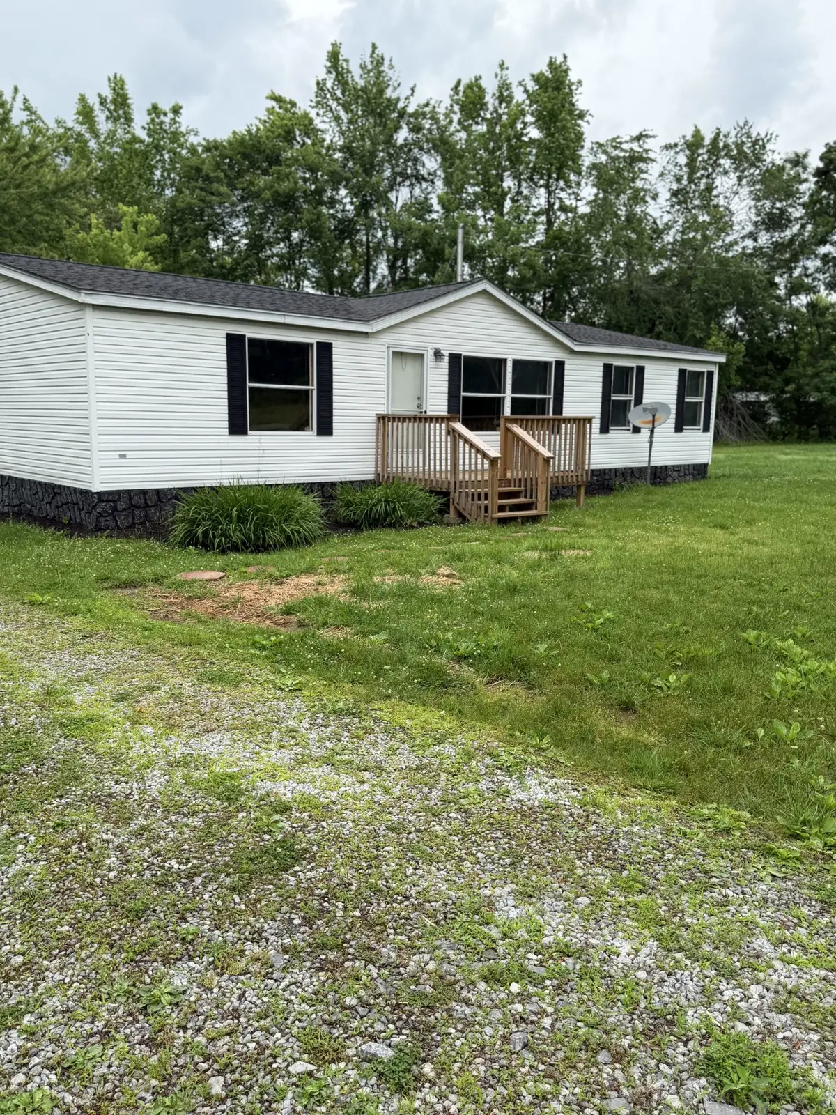1751 Union Camp Rd, Lafayette, TN 37083 - #1