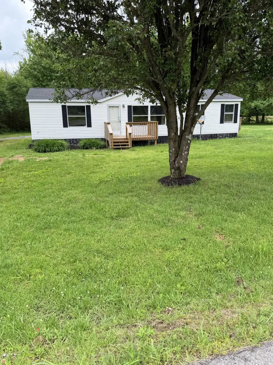 1751 Union Camp Rd, Lafayette, TN 37083 - #2