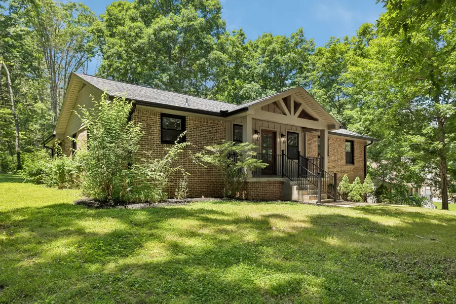 122 Payne Springs Rd, Dickson, TN 37055 - #2