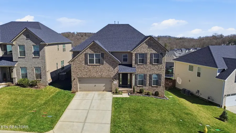 8735 Yellow Aster Rd, Knoxville, TN 37931 - #3