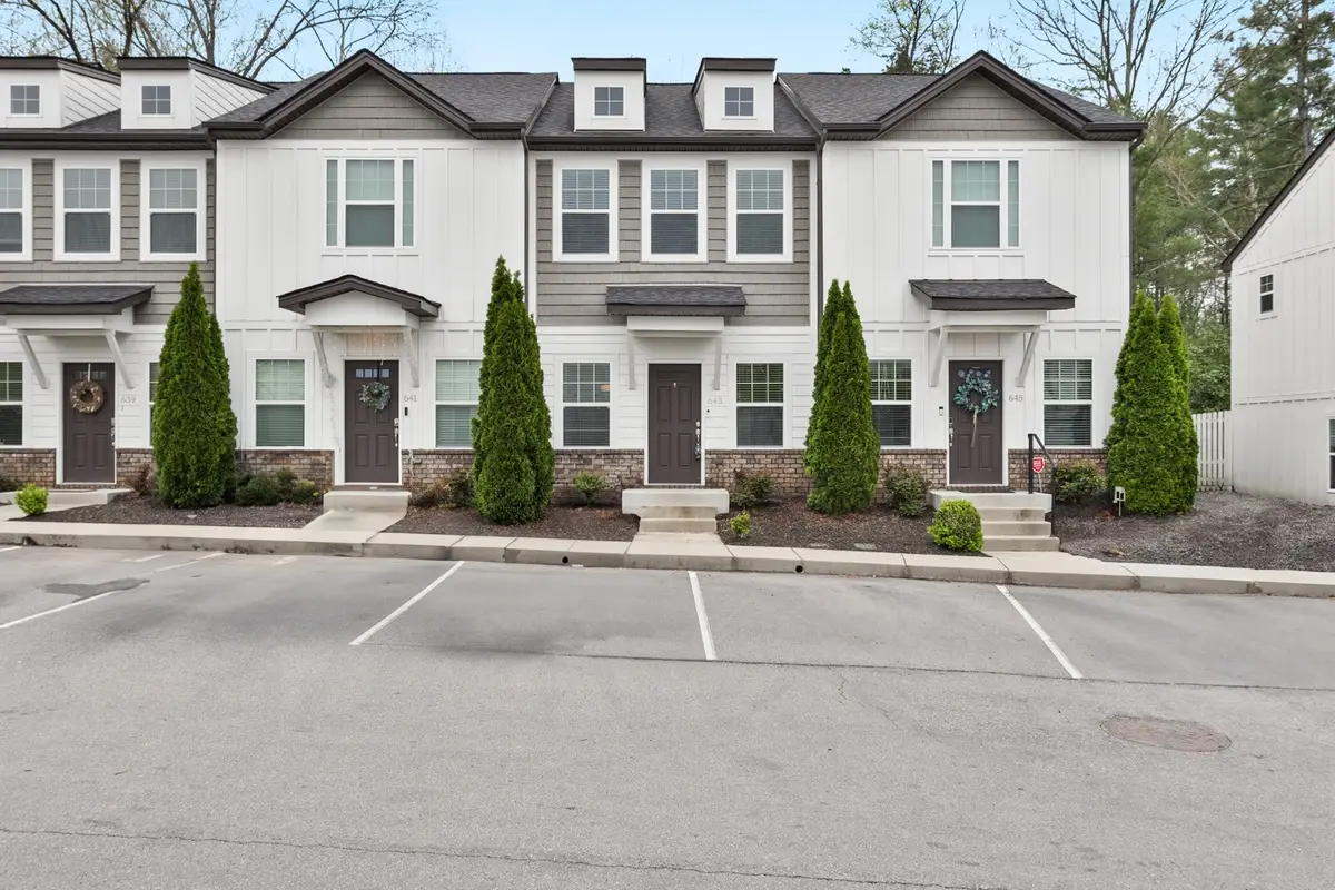 643 Bristol Creek Dr, Nashville, TN 37221 - #1