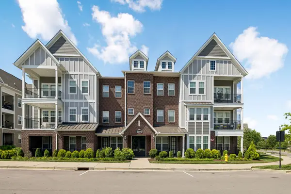 2000 Shadow Green Lane #305, Franklin, TN 37064