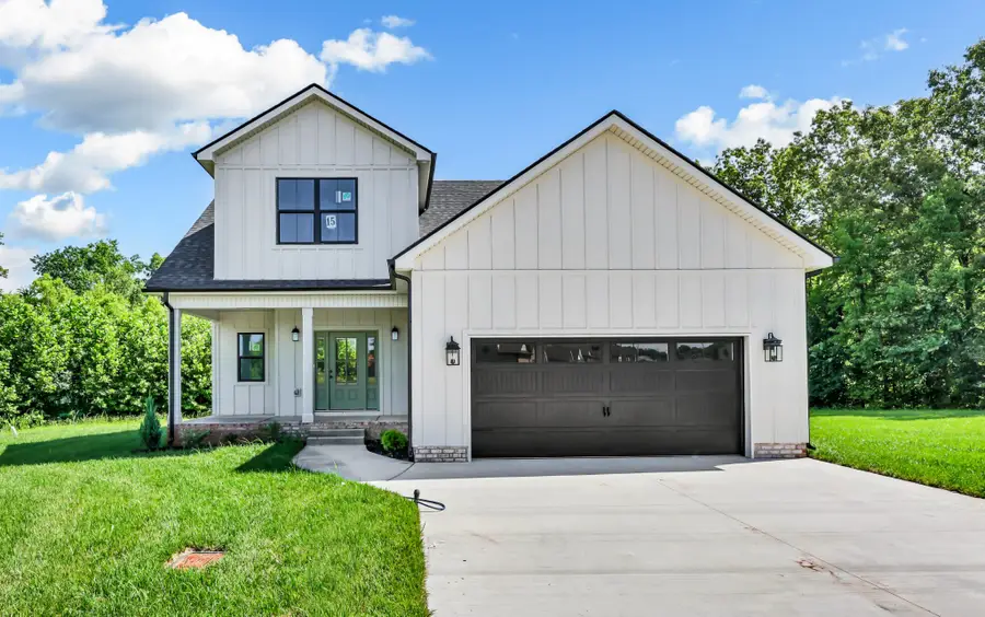 357 Chase Dr, Clarksville, TN 37043 - #2