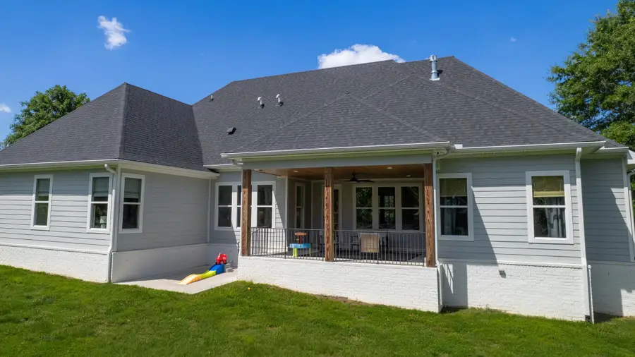730 Hamilton Dr, Gallatin, TN 37066 - #2