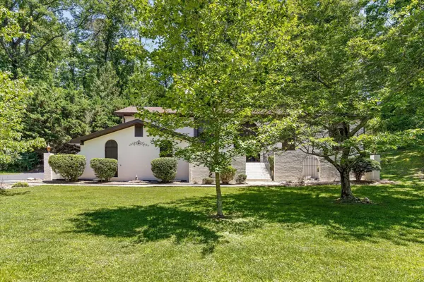 135 Palisades Drive, Signal Mountain, TN 37377