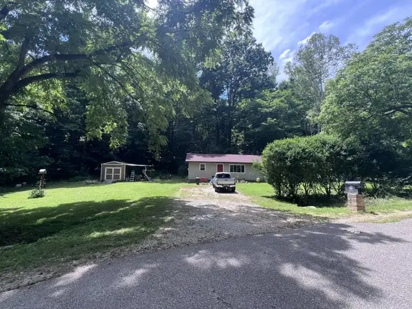 455 Beasley Hollow Rd, Linden, TN 37096