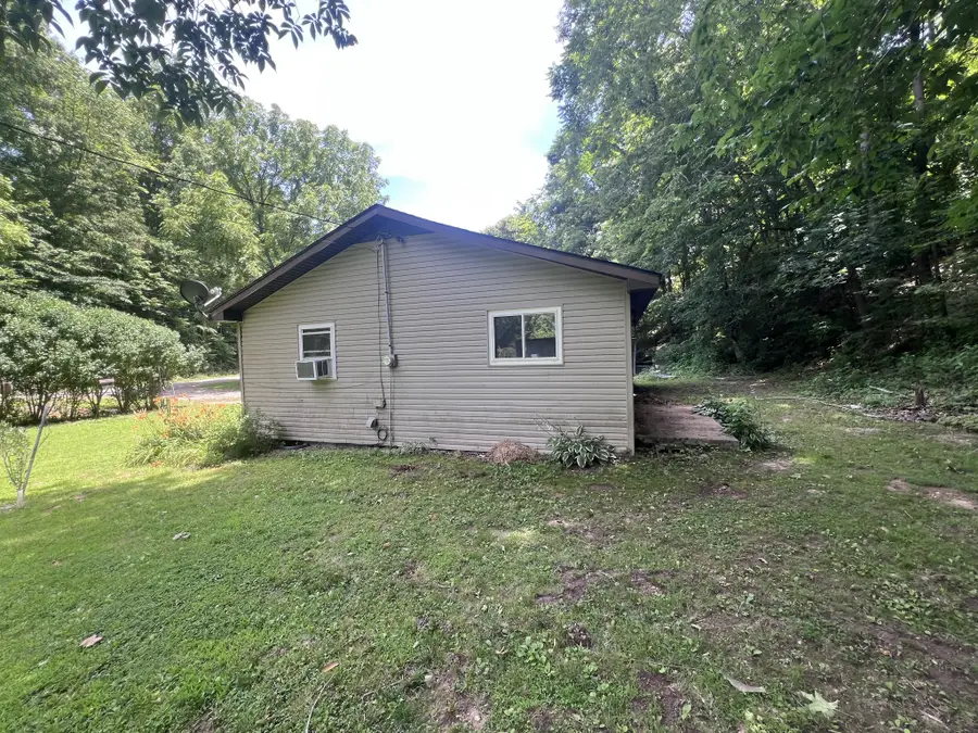 455 Beasley Hollow Rd, Linden, TN 37096 - #3
