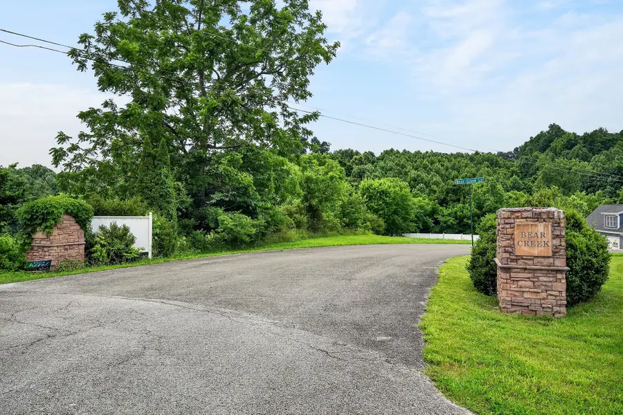 2011 Bear Creek Pt, Cookeville, TN 38506 - #2