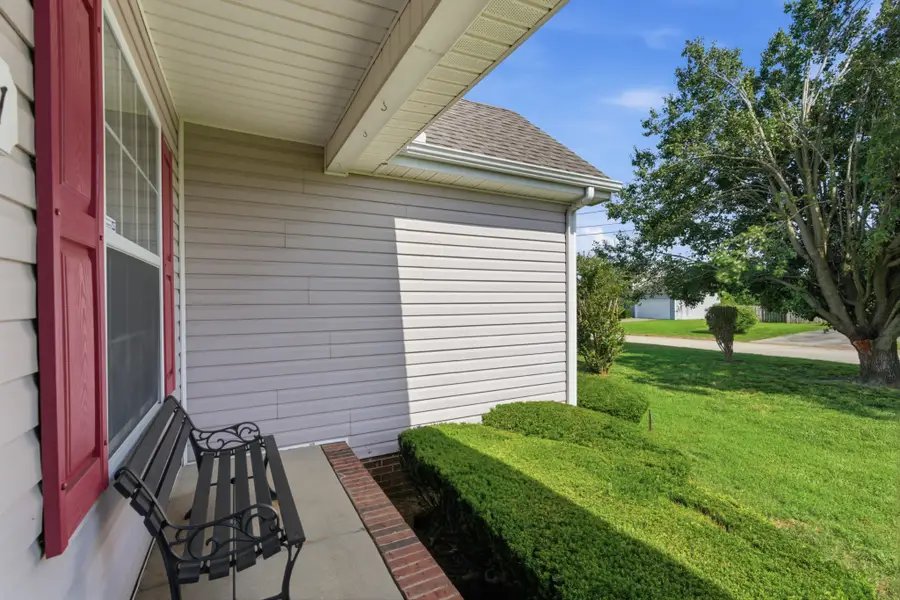 1701 Jamie Dr, Columbia, TN 38401 - #3