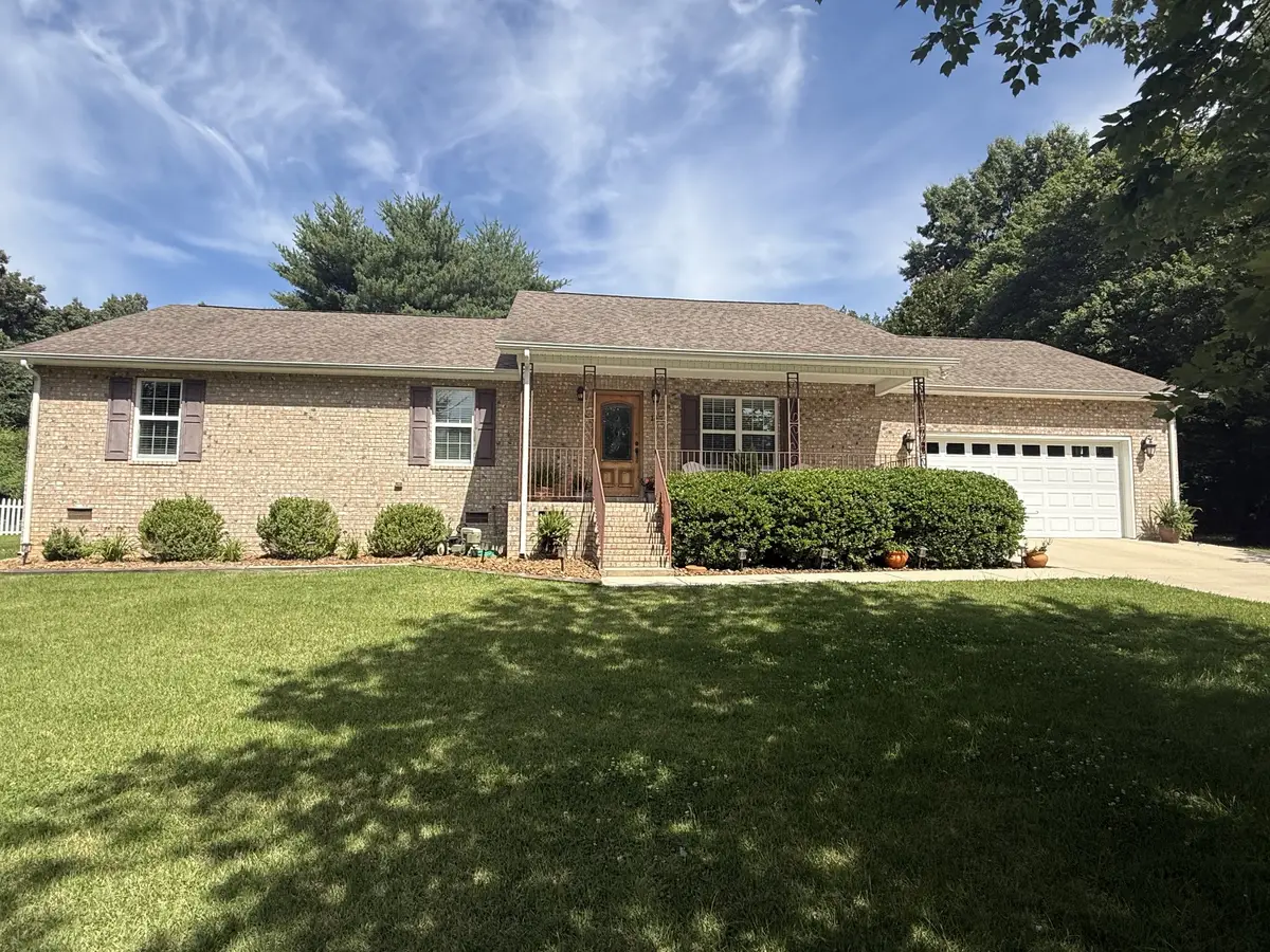 145 Murray Lake Dr, Winchester, TN 37398 - #1