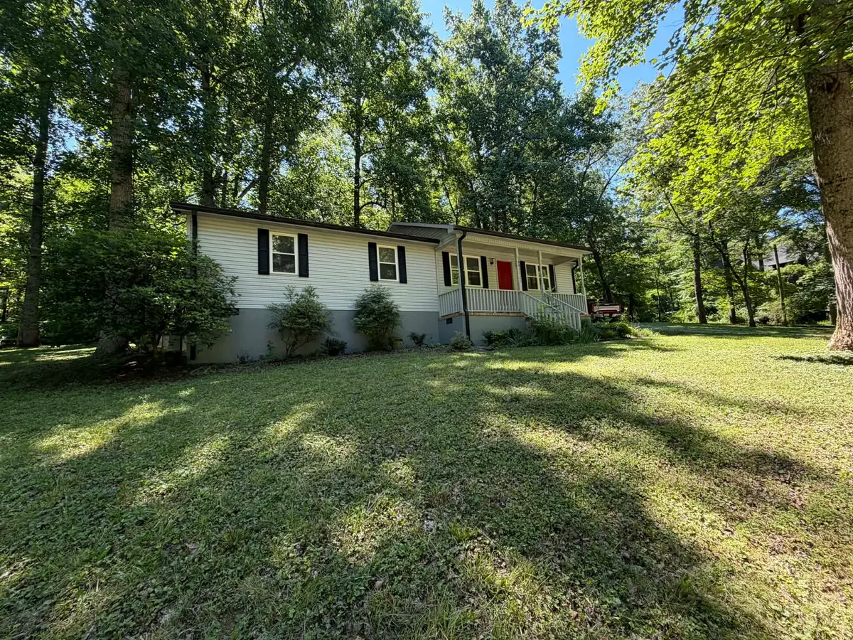 716 Mountain View Dr, Morrison, TN 37357 - #1