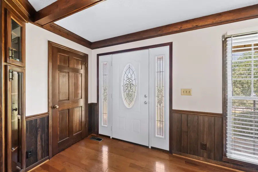 1826 Newcut Rd, Columbia, TN 38401 - #3