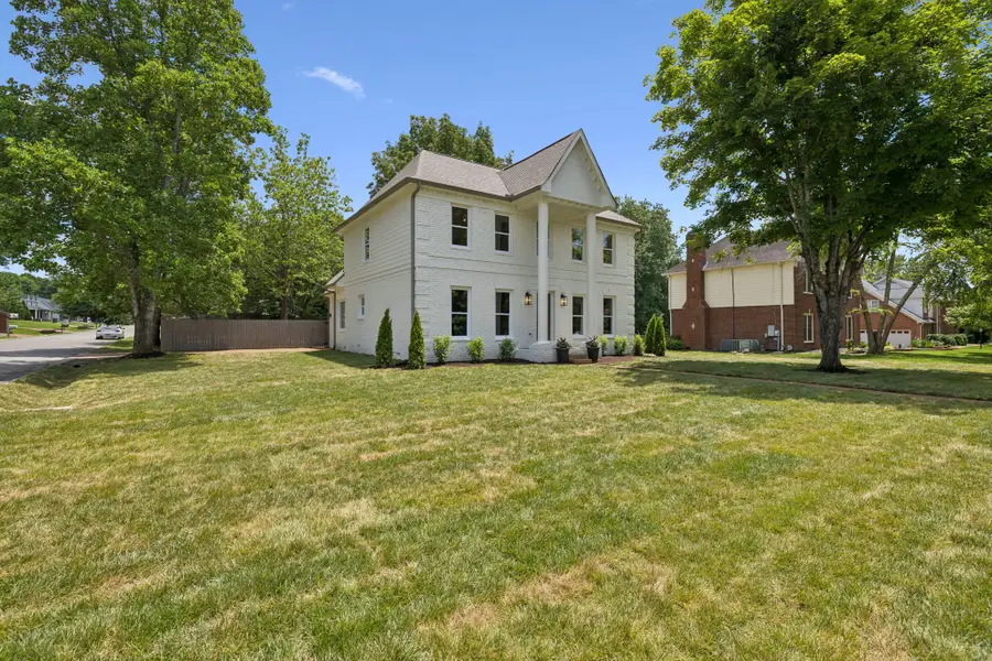 548 Ridgestone Dr, Franklin, TN 37064 - #2