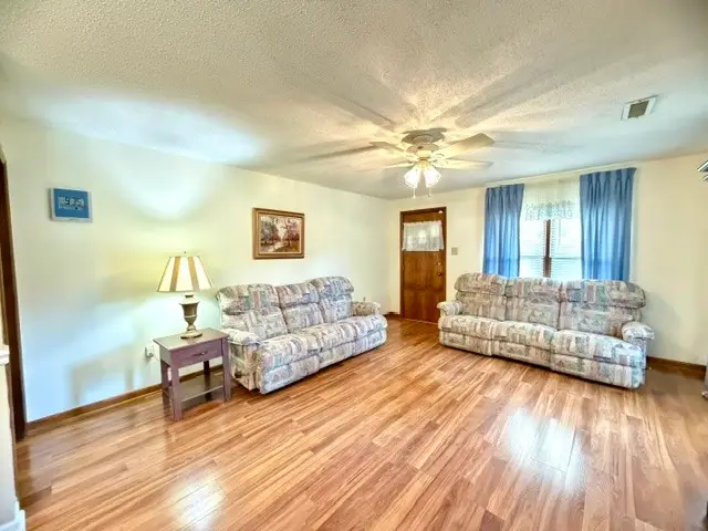 603 N Main St, Estill Springs, TN 37330 - #3
