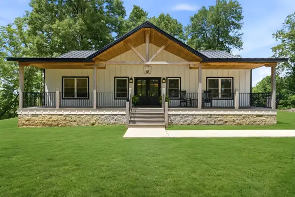 925 Sumac Rd, Pulaski, TN 38478