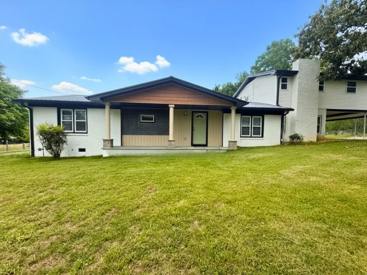 405 Fairfield Rd, Bethpage, TN 37022 - #1