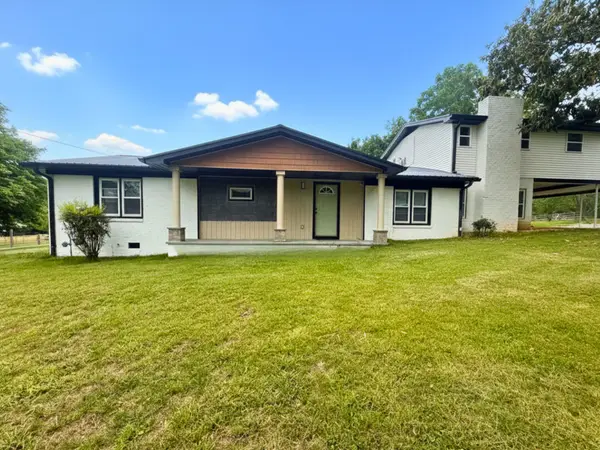 405 Fairfield Rd, Bethpage, TN 37022