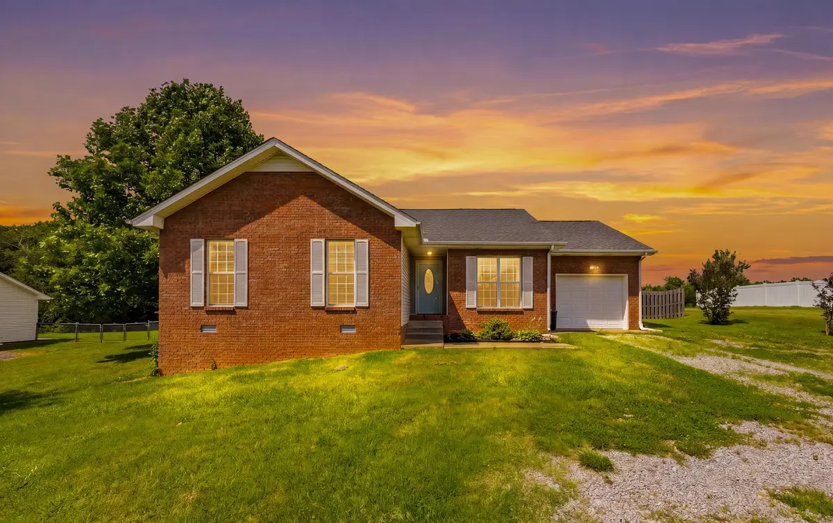 1087 Heatherwood Rd, Pleasant View, TN 37146 - #1