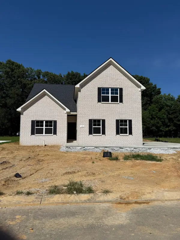 123 Sagewood Dr, Tullahoma, TN 37388