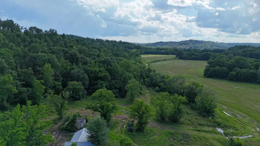 11517 Mt Carmel Rd, Decaturville, TN 38329 - #3