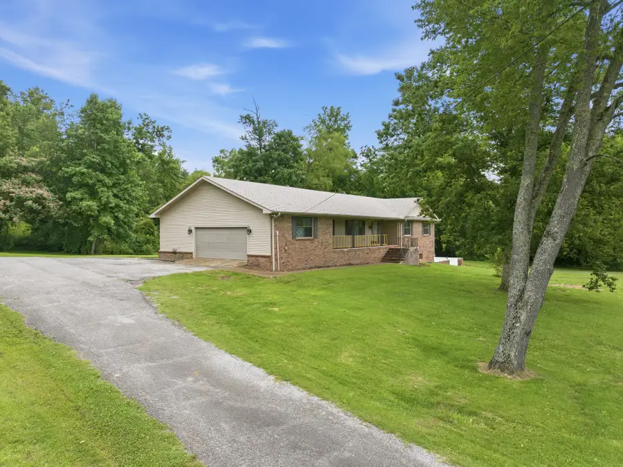 245 Rains Creek Ln, Parsons, TN 38363 - #3