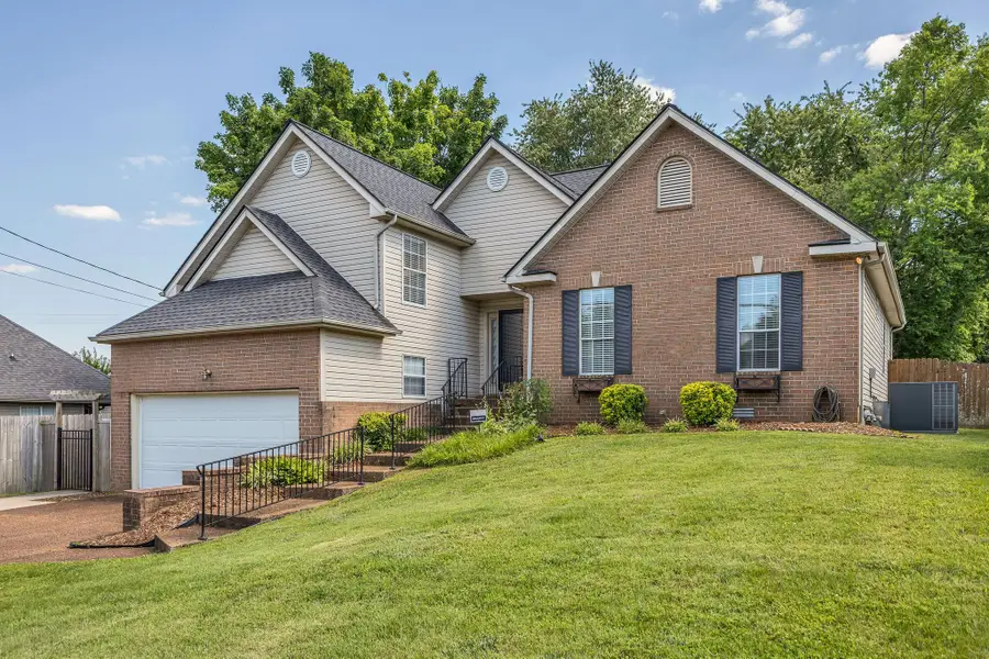 6053 Bradford Hills Dr, Nashville, TN 37211 - #3