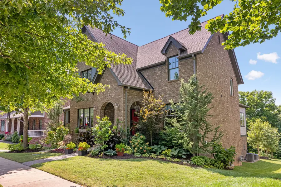 618 Finnhorse Ln, Franklin, TN 37064 - #2