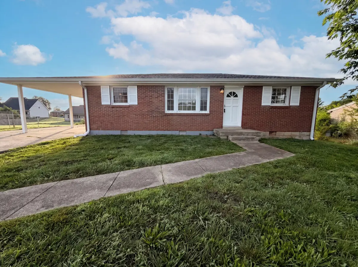 112 Norris Dr, Clarksville, TN 37042 - #1