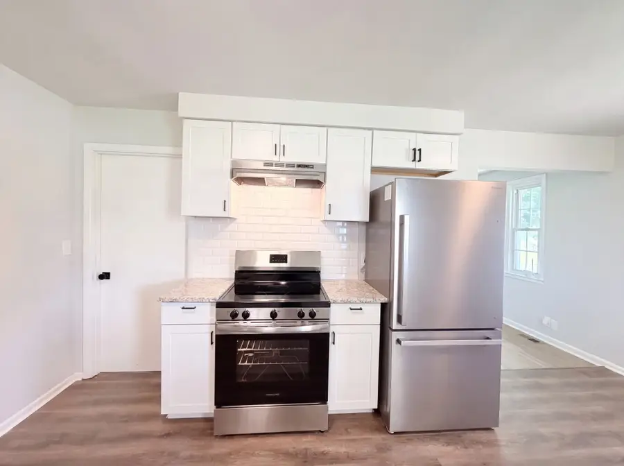 112 Norris Dr, Clarksville, TN 37042 - #2