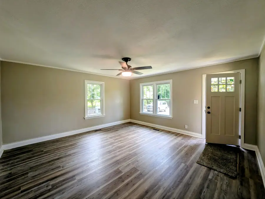 11 Circle Drive, Rossville, GA 30741 - #2