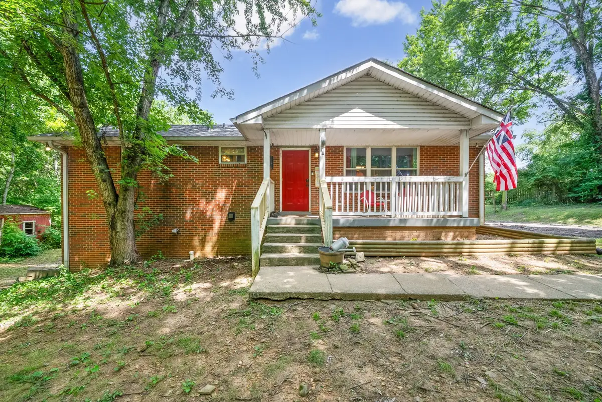 1011 Issac Clifton Rd, Chapmansboro, TN 37035 - #1