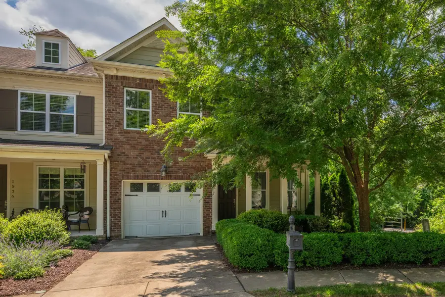 1540 Hampshire Pl, Thompsons Station, TN 37179 - #3