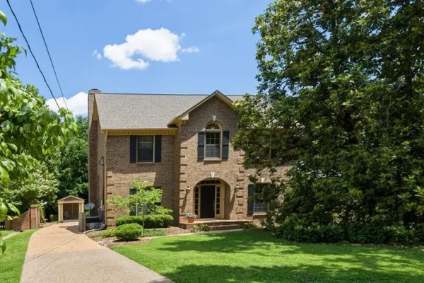 1464 Tyne Blvd, Nashville, TN 37215