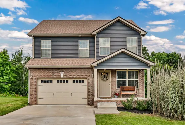 153 Tomahawk Pt, Clarksville, TN 37040