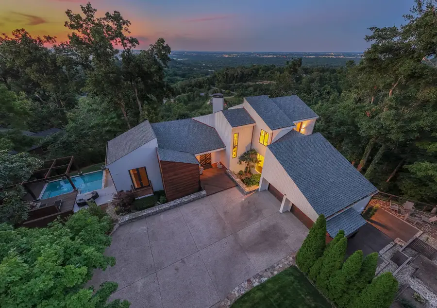 1819 Laurel Ridge Dr, Nashville, TN 37215 - #3