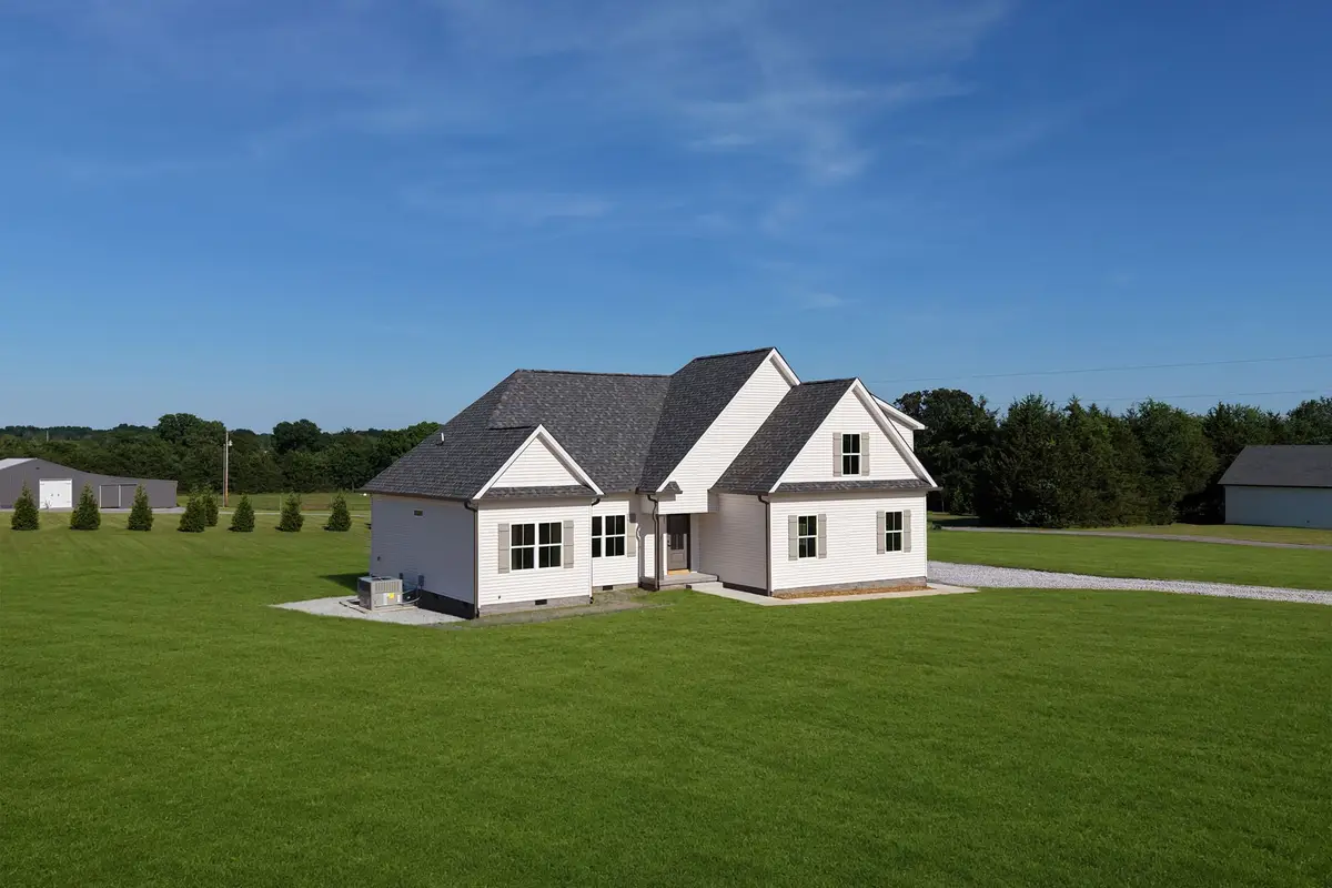292 Gregory Mill Rd, Shelbyville, TN 37160 - #1