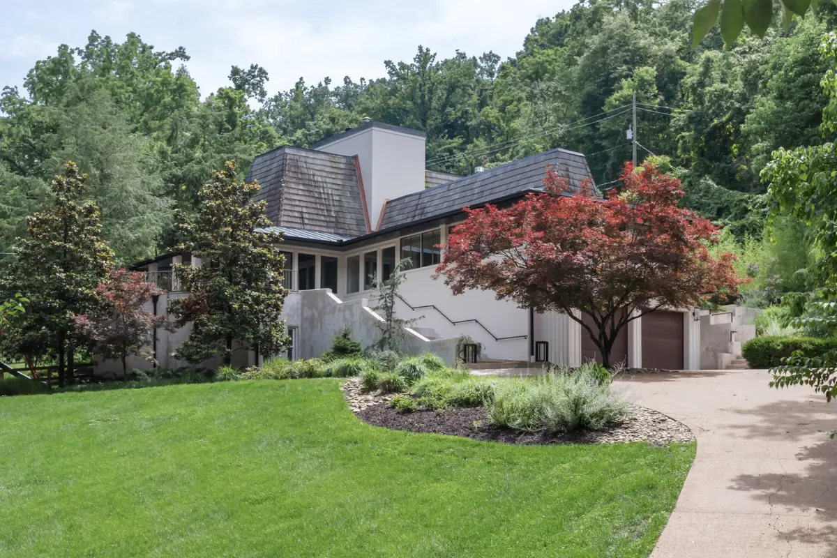 1147 Crater Hill Dr, Nashville, TN 37215 - #1