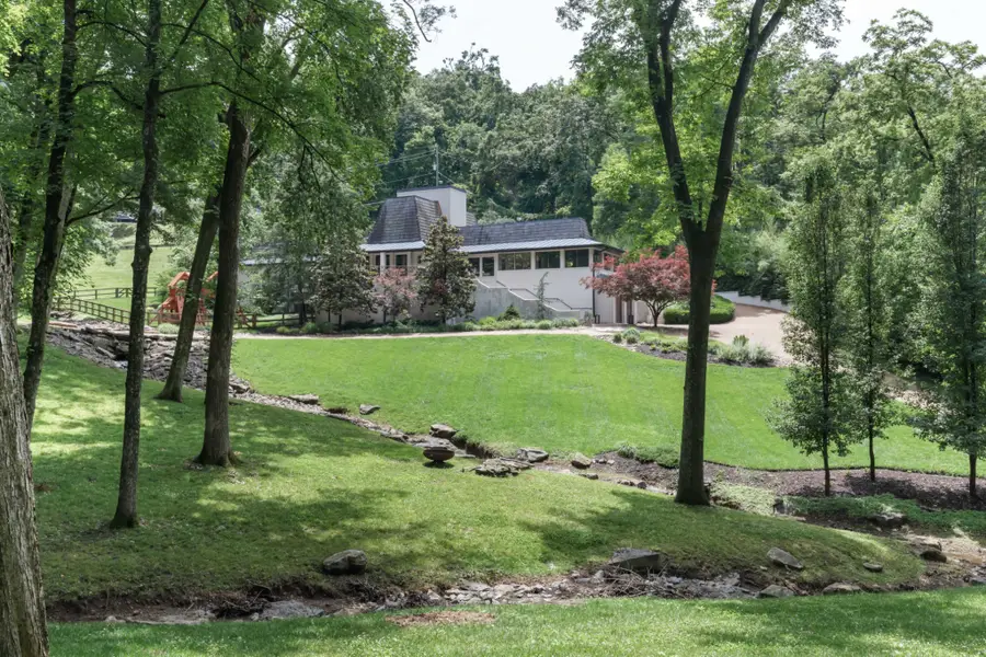 1147 Crater Hill Dr, Nashville, TN 37215 - #2
