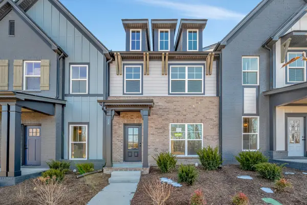 356 Twig Pvt Court, Hendersonville, TN 37075
