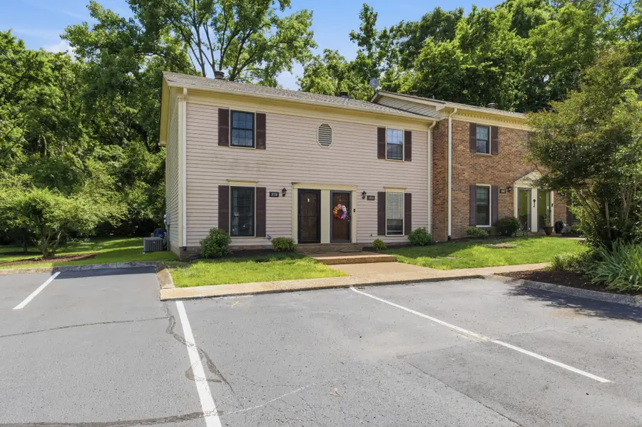 5758 Stone Brook Dr, Brentwood, TN 37027 - #3